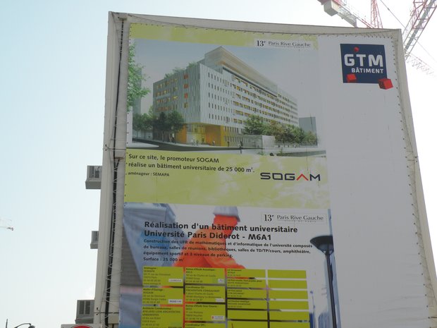  panneau d'annonce de chantier, réalisatino d'un bâtiment universitaire, 